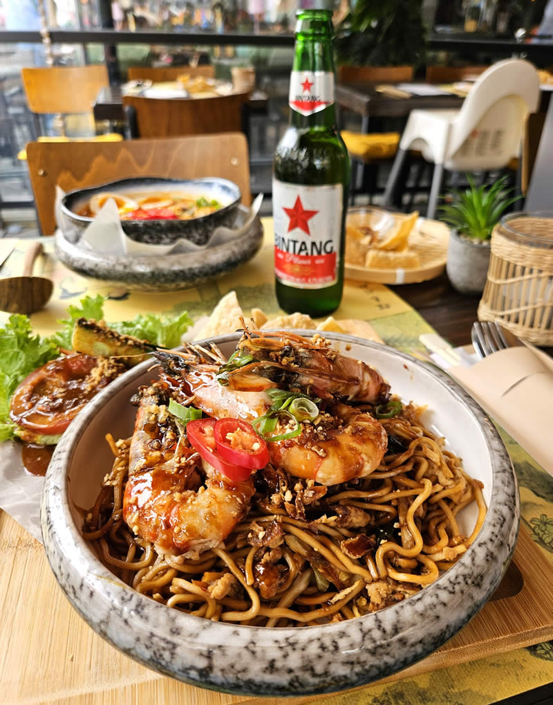 Wok noodles