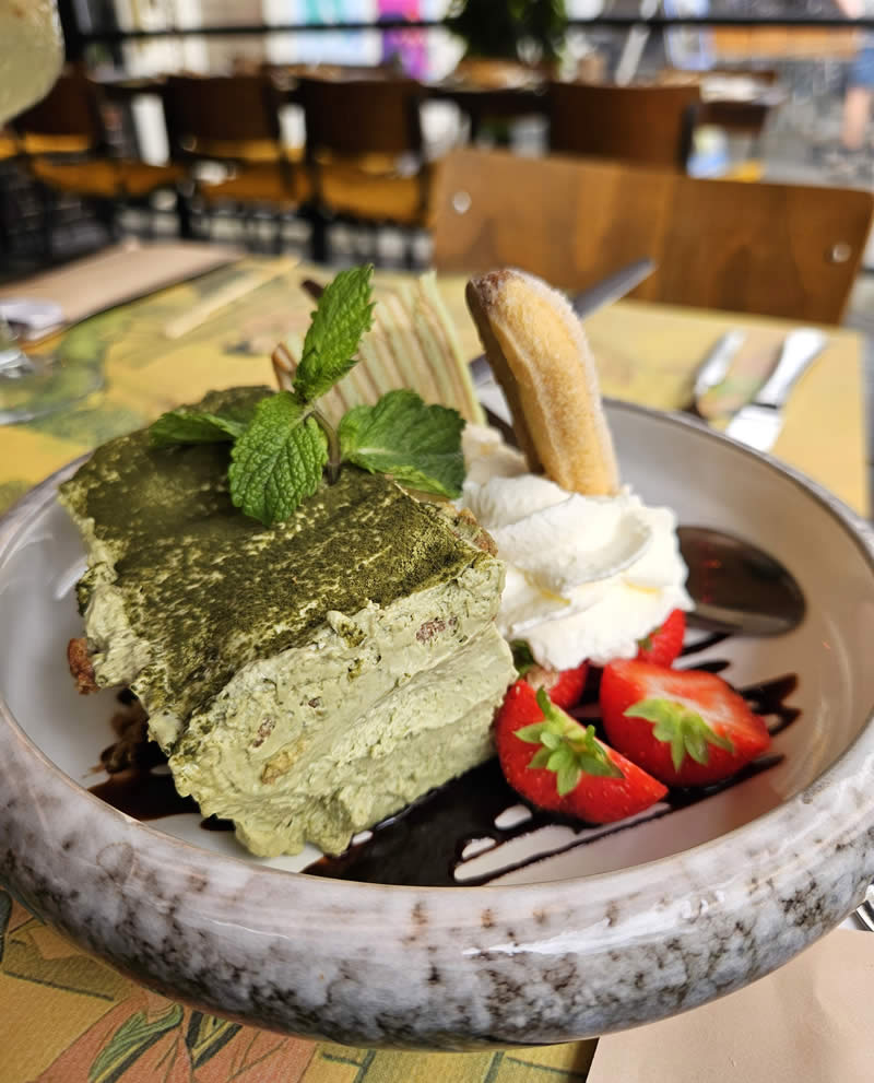 Matcha dessert bij Koco Bistro